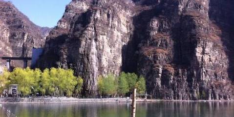 濟南到十渡拒馬河樂園、玻璃棧道、野三坡百里峽、白草畔休閑三日