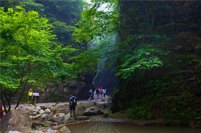 夏游野三坡 看太行山水演繹夢幻世外桃源