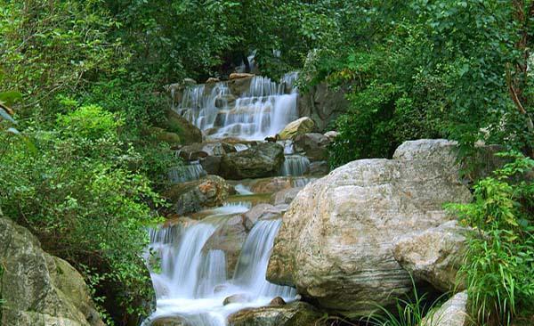 河北一4A級景區(qū)走紅,實(shí)力不輸野三坡,門票僅需50元