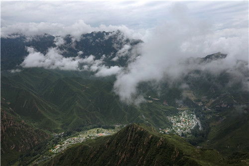 野三坡龍門天關 飽覽自然風韻,品讀塞外歷史,感受野性生態鳳凰網河北 鳳凰網